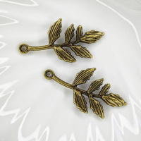 Ветки с листьями Бронза, 30мм, 2шт Ветки с листьями Бронза, 30мм, 2шт