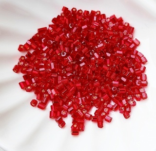 Рубка Preciosa 97050 красный, размер 10/0 (1,9мм), 5гр