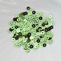 Пайетки Итальянские светло-зеленые , М.28, 3мм, 2 грамма