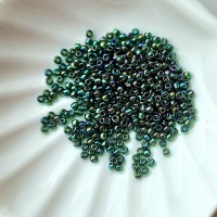 Бисер японский зеленый радужный Toho 11/0, №179, Rainbow Green Emerald, 4 гр