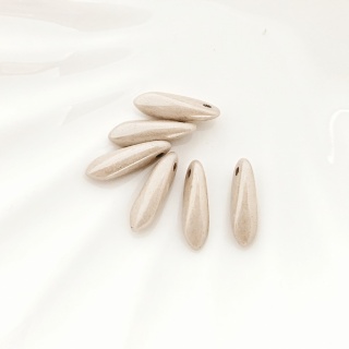 Бусины Кинжалы Glass Daggers 3*11mm, 03000/14419, Chalk White Latte Luster, 6шт