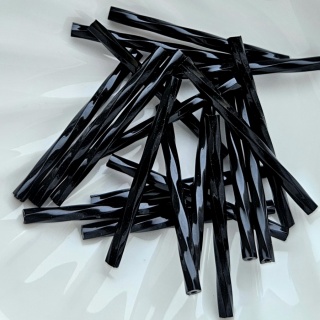 Стеклярус Чехия витой Preciosa 23980 черный, 30мм, 5 гр (19-20шт)