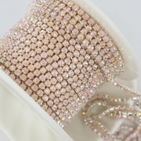 Стразовая цепь персиковая с переливом, ss6 (2мм)