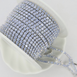 Стразовая цепь голубая в оправе серебро, ss6 (2мм)