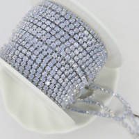 Стразовая цепь голубая в оправе серебро, ss6 (2мм)