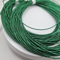 Канитель жёсткая для вышивания Зеленая, Green Emerald,1,25мм, 70см